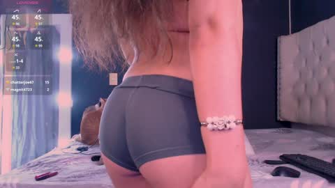 Snapshot of valen_thompson chatting on 8, 12, 2024 IG-valen mendoza99 twitter valenthompson99 online show from 8, 12, 2024