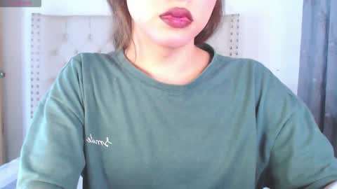 Snapshot of valen_thompson chatting on 21, 9, 2025 IG-valen mendoza99 twitter valenthompson99 online show from 21, 9, 2025