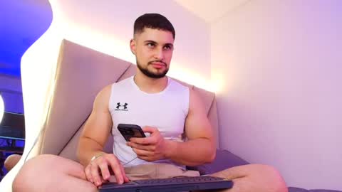 valenssio_moretti online show from 2, 7, 2026