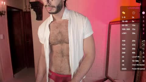 valentin_hoffman online show from 6, 3, 2025