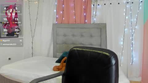 Snapshot of valentina_0_ chatting on 5, 1, 2025 Valentina online show from 5, 1, 2025