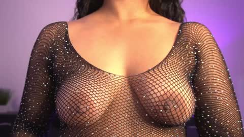 VALENTINA online show from 4, 1, 2025