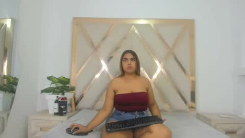 valentinaasm online show from 27, 3, 2026