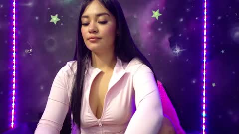 valentinarojass_ online show from 6, 6, 2026