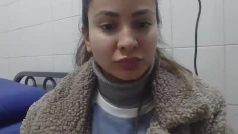 valentinaseleni24 online show from 25, 6, 2026