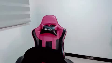 Snapshot of valentinasweet_ chatting on 7, 2, 2026 Valentina online show from 7, 2, 2026