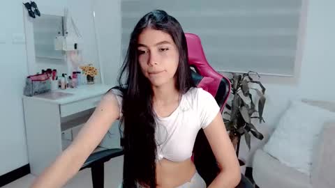 Snapshot of valentinasweet_ chatting on 12, 3, 2026 Valentina online show from 12, 3, 2026