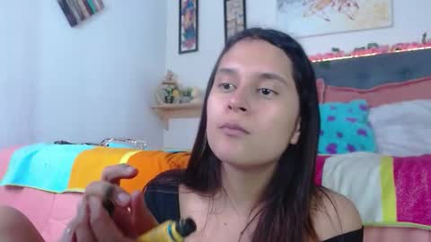 V A L E N T I N I online show from 25, 10, 2025