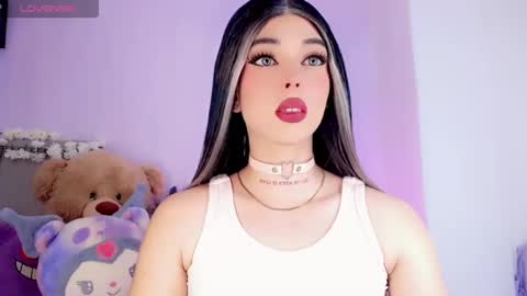 Snapshot of valentinne_marian chatting on 8, 1, 2025 Marian online show from 8, 1, 2025