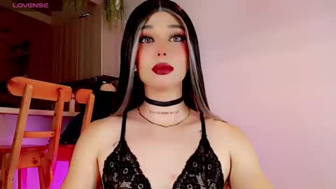 Snapshot of valentinne_marian chatting on 28, 2, 2025 Marian online show from 28, 2, 2025