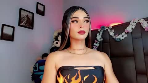 Snapshot of valentinne_marian chatting on 29, 9, 2025 Marian online show from 29, 9, 2025