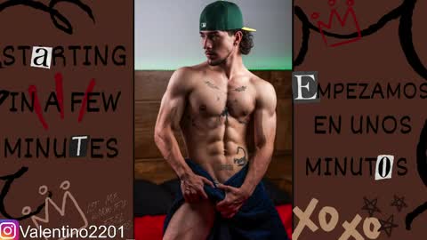 Snapshot of valentino_2201 chatting on 25, 5, 2026 Valentino - 15 OFF valentino2201 online show from 25, 5, 2026