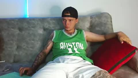 Nick online show from 4, 12, 2025