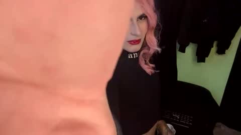 valentino_bs online show from 8, 1, 2026