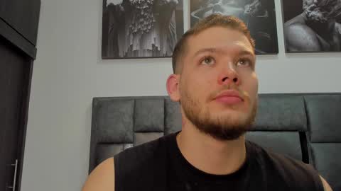 Snapshot of valentino_ferrari28 chatting on 11, 12, 2024 Valentino Ferrari online show from 11, 12, 2024