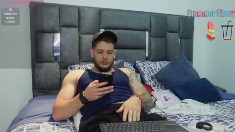 Snapshot of valentino_ferrari28 chatting on 24, 1, 2025 Valentino Ferrari online show from 24, 1, 2025
