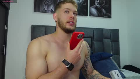 Snapshot of valentino_ferrari28 chatting on 14, 2, 2025 Valentino Ferrari online show from 14, 2, 2025