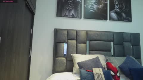 Snapshot of valentino_ferrari28 chatting on 15, 2, 2025 Valentino Ferrari online show from 15, 2, 2025