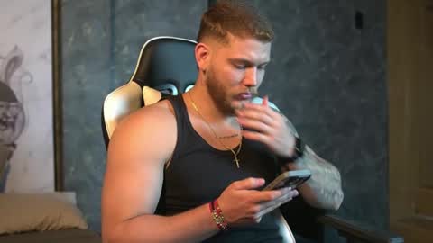 Snapshot of valentino_ferrari28 chatting on 24, 9, 2025 Valentino Ferrari online show from 24, 9, 2025