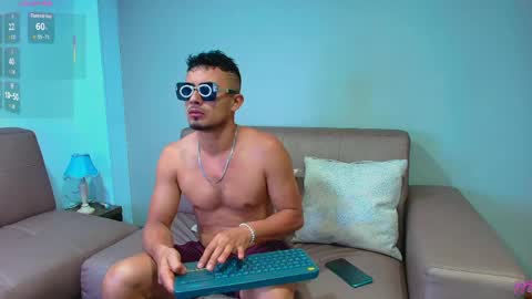  Valentinos  online show from 31, 5, 2026