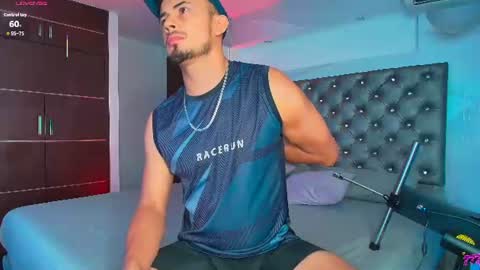 Snapshot of valentinos_ chatting on 25, 6, 2026 Valentinos online show from 25, 6, 2026