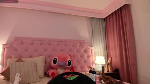 Vale Toro  online show from 12, 3, 2025