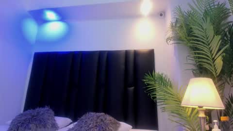 valeri_tafur online show from 19, 12, 2025