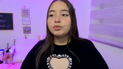 Snapshot of valeria_cherry chatting on 1, 5, 2026 valeria online show from 1, 5, 2026