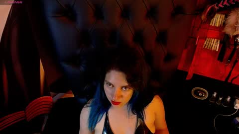 valeria_de_leon online show from 8, 4, 2026