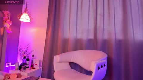 valeria_rouse28 online show from 15, 11, 2025