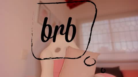 Snapshot of valeria_uribe22 chatting on 10, 10, 2025 online show from 10, 10, 2025