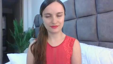 valeriafrannco online show from 4, 2, 2025