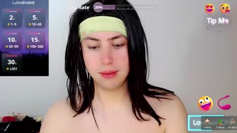 Snapshot of valeriagill_ chatting on 18, 12, 2025 valeriagill_ online show from 18, 12, 2025