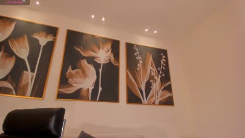 Snapshot of valeriariverax chatting on 19, 12, 2024 Valeria online show from 19, 12, 2024