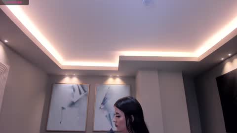 Snapshot of valeriariverax chatting on 12, 1, 2025 Valeria online show from 12, 1, 2025