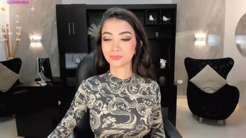 Snapshot of valeriavelvet chatting on 8, 1, 2025 Vale online show from 8, 1, 2025