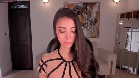 Snapshot of valeriavelvet chatting on 4, 2, 2025 Vale online show from 4, 2, 2025