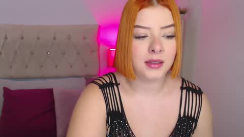 Snapshot of valerie_21 chatting on 20, 12, 2024 Valeriee online show from 20, 12, 2024