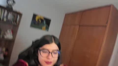 Snapshot of valerie__sky chatting on 15, 12, 2025 Val online show from 15, 12, 2025