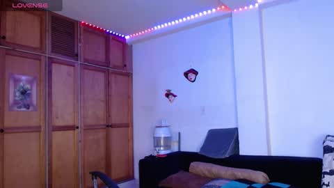 Valerie online show from 4, 3, 2025