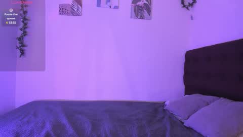 Snapshot of valerigh_ chatting on 16, 12, 2025 VALERI online show from 16, 12, 2025