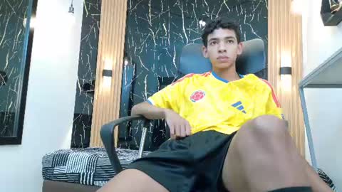 Snapshot of valerihot_1 chatting on 18, 6, 2026 VALERIO online show from 18, 6, 2026