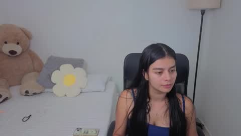 Juli C online show from 12, 11, 2025