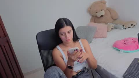 Juli C online show from 27, 3, 2026