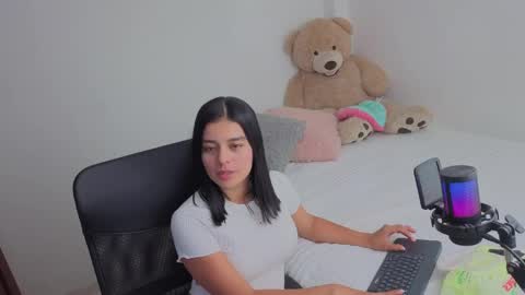 valerihouse_ online show from 30, 5, 2026