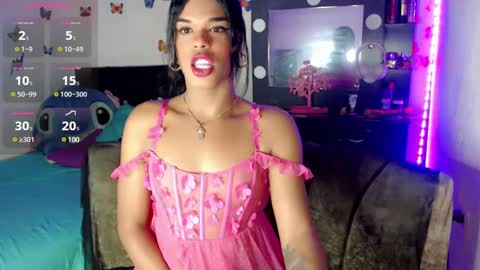 valerin_foxts online show from 5, 1, 2025