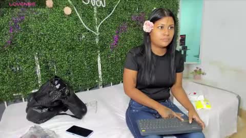 Snapshot of valery_021 chatting on 22, 12, 2024 Valery online show from 22, 12, 2024