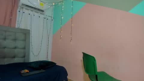 Snapshot of valery_021 chatting on 27, 1, 2025 Valery online show from 27, 1, 2025