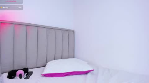 Snapshot of valery__nova chatting on 19, 2, 2025 Cris online show from 19, 2, 2025