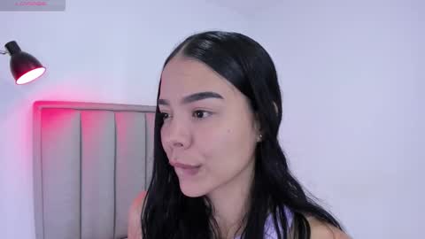 Snapshot of valery__nova chatting on 16, 10, 2025 Cris online show from 16, 10, 2025